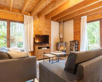 Child-friendly chalet in the woods - Beerse - Sala de estar