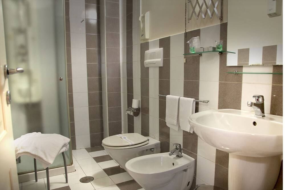 Bathroom view of Caravaggio Hotel