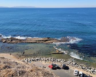 The Zen House with Panoramic Harbor and City Views - San Pedro
