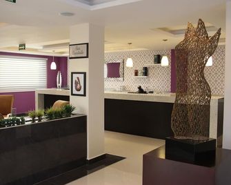 Hotel Two Select - Culiacán - Recepción