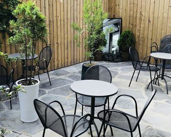 Mir Guesthouse - Jeju City - Uteplats