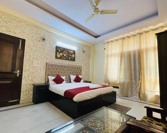 Hm Palace Noida, - Noida - Chambre