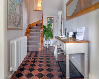 Garth Dderwen Guest House - Betws-y-Coed - Reception