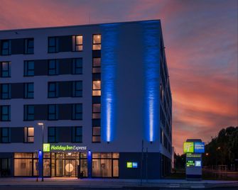 Holiday Inn Express Krefeld - Dusseldorf By IHG - Krefeld - Building