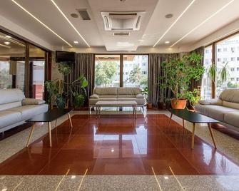 Lira Pacific Aparthotel - Constanza - Lobby