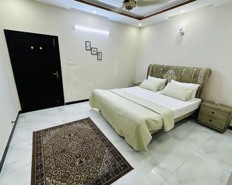 Inayat's House Abbottabad - Abbottabad - Bedroom