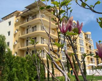 Joya Park Hotel - Varna - Building