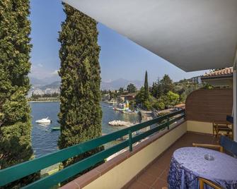 Residence Sporting - Malcesine - Balcony