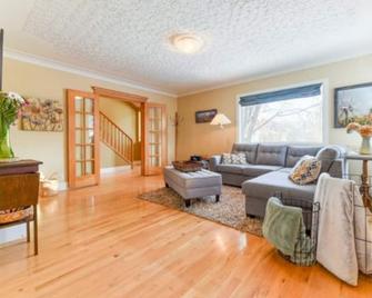 First Place - Strathmore - Living room