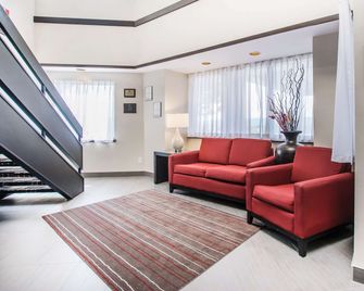 Comfort Inn Edmundston - Edmundston - Sala de estar