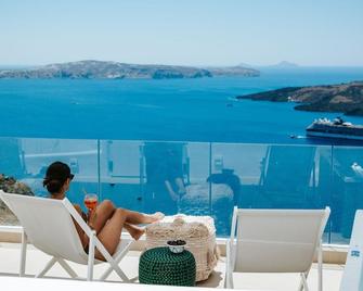 Casasunsha Hybrid Retreat Santorini - Thera - Varanda