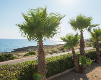 Blu Side Hotel & Residence - Torre San Giovanni