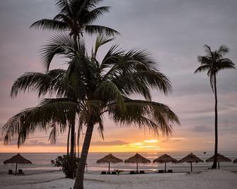 The One Resort - Koh Rong - Beach