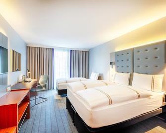 Premier Inn Frankfurt City Europaviertel - Frankfurt am Main - Bedroom