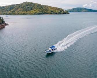 Puerto Del Sol Resort & Dive Center - Busuanga