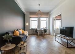 Greystone Suites & Apartments - Riga - Sala de estar