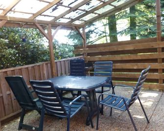 Omas Wohnung Am Wanderweg 35143 - Ferien auf dem Lande - Hagedorn´s Ponyhof 35143 - Brinkum - Patio