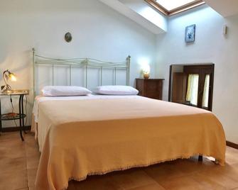 Casa Vacanze Il Cenito - Castellabate - Bedroom