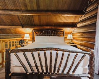 LOGE Alta Crystal - Enumclaw
