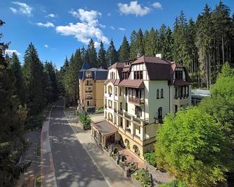 Spa & Wellness Hotel St. Moritz - Mariánské Lázně - Byggnad