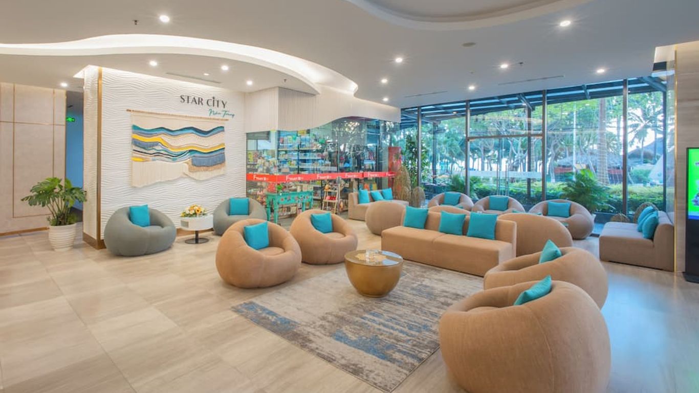 Starcity Hotel & Condotel Beachfront Nha Trang