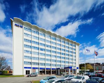 Park Inn by Radisson Hotel Northampton Town Centre - Northampton - Edificio