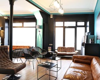 Arty Paris Porte de Versailles by Hiphophostels - Paris - Lounge