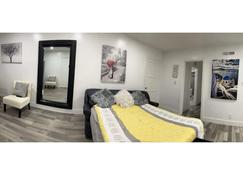Blanquitas Home - Long Beach - Bedroom