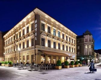 Hotel Evropa - Celje - Gebouw