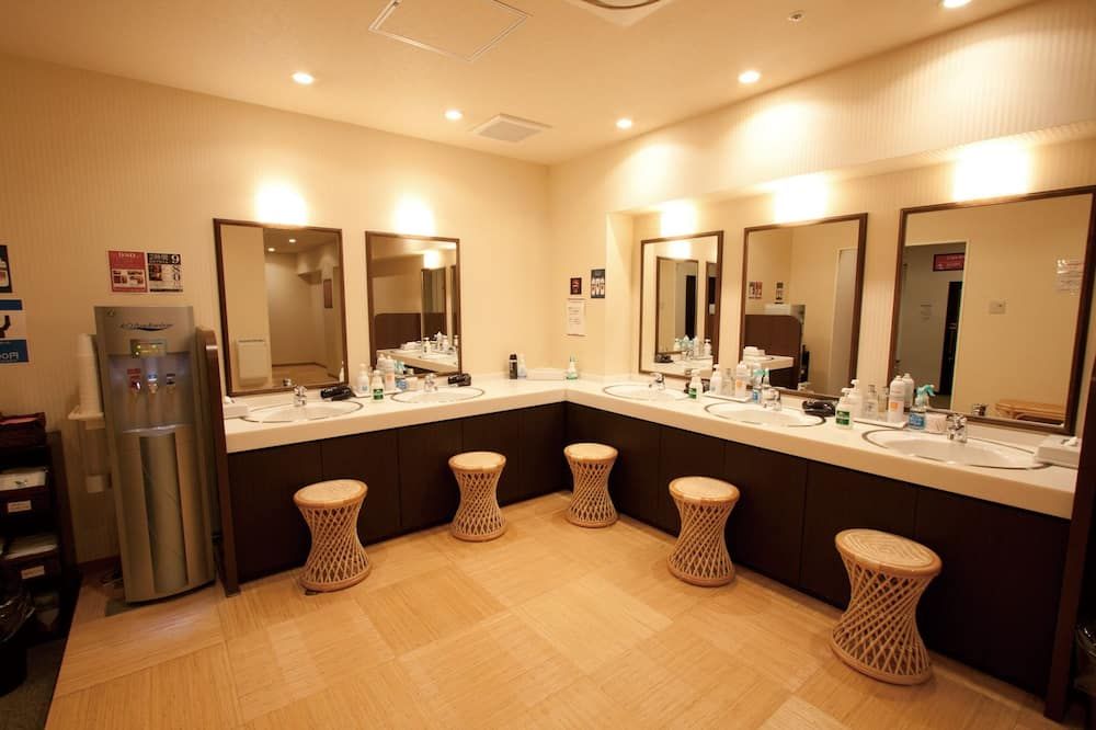 هيارتس كابسول هوتل آند سبا ناكاسو (مال فنلي)