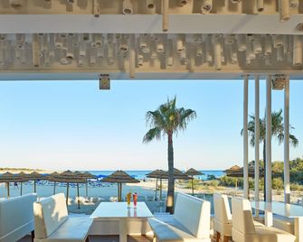 So White Beach Resort - איה נאפה