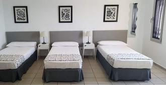 Ciw Hostel - Pozo Izquierdo - Bedroom
