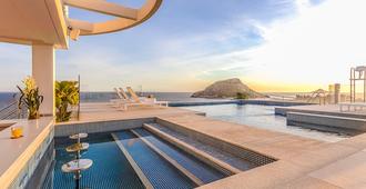 里約熱內盧藍樹高級設計酒店 - 里約熱內盧 - 里約熱內盧 - 游泳池