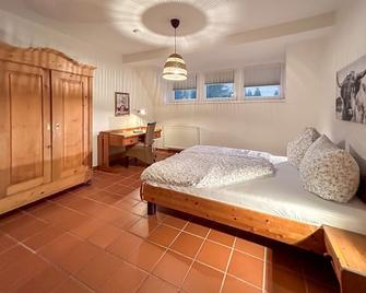 Haus Meerten - Neroth - Schlafzimmer