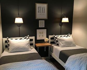 Al Atiq Hotel - Muzaffarabad - Bedroom