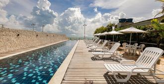 納塔爾亞克海灘酒店 - 納塔爾 - 納塔爾 - 游泳池