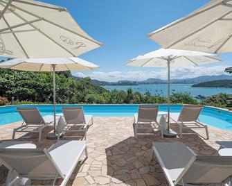 Sunset Porto Belo Locaçoes - Porto Belo - Pool