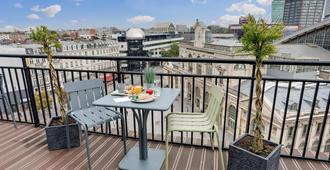 Hotel Chagnot - Lille - Balcony