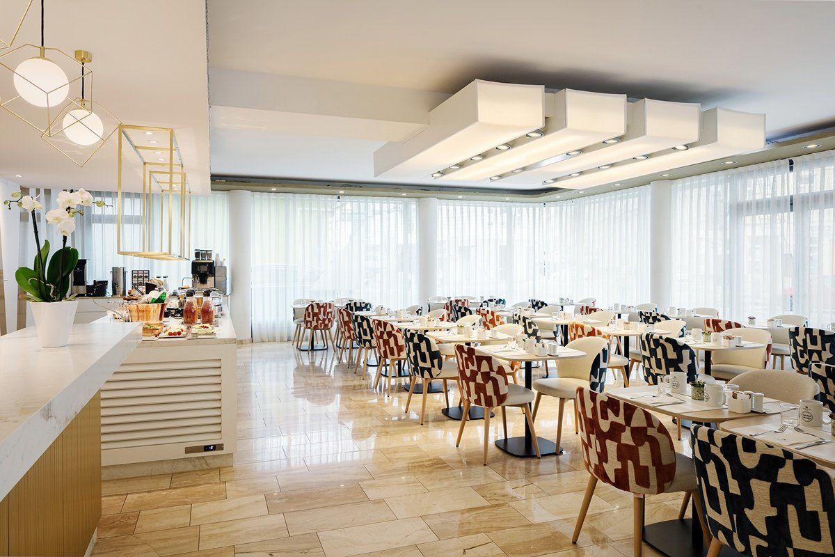 Eurostars Embassy