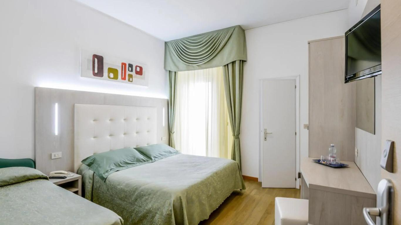 Hotel Corinna