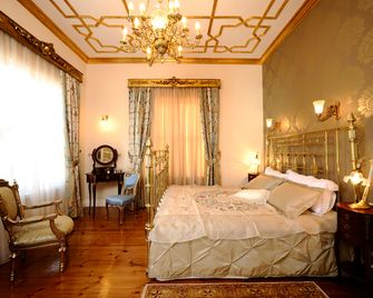 Erten Konak - Istanbul