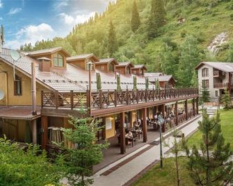 Oi-Qaragai Mountain Resort - Besqaynar - Building