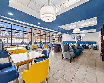 Comfort Inn and Suites Plainville-Foxboro - Plainville - Restaurante