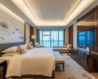 Royale Tower Hotel - Chenzhou - Schlafzimmer