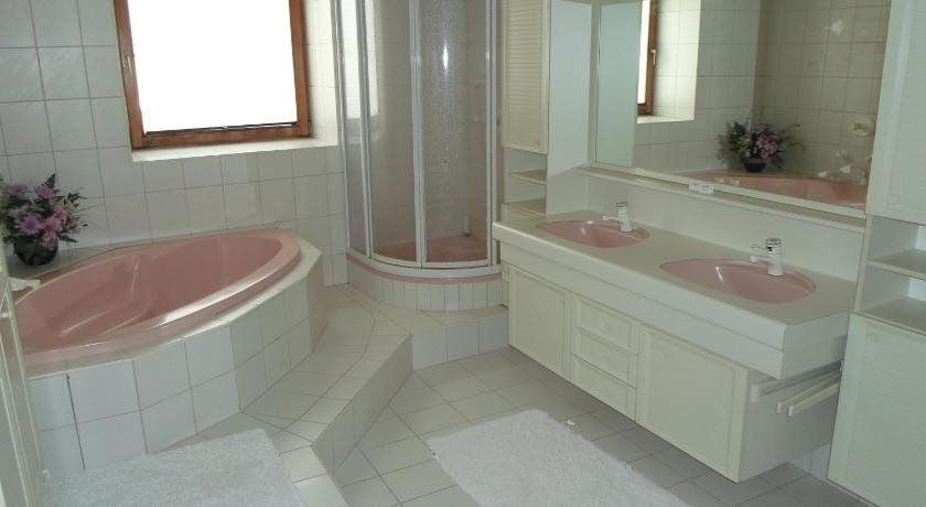 Edelweiß - לנגנפלד - חדר רחצה