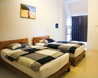 Lazy Inn Kuta Lombok - Kuta - Schlafzimmer
