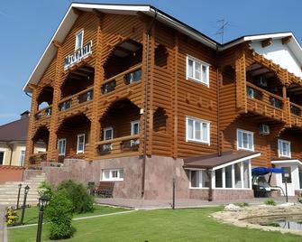 Mustang Guest House - Izhevsk - Building
