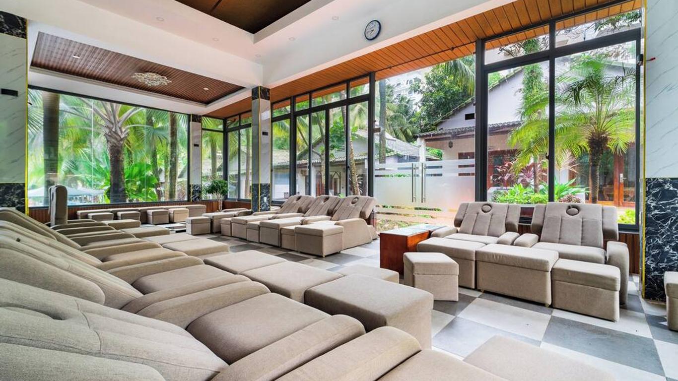 Phu Van Resort & Spa