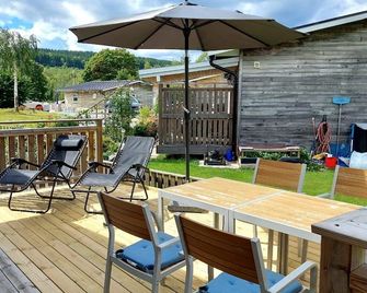 Beautiful house with terrace, barbecue and lake view - Dals Långed - Patio