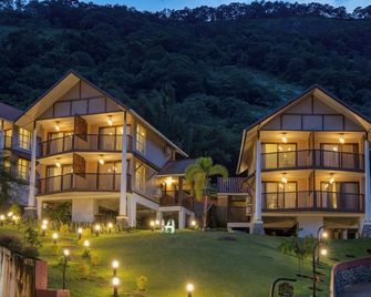 Au Revoir - Palakkad - Edificio